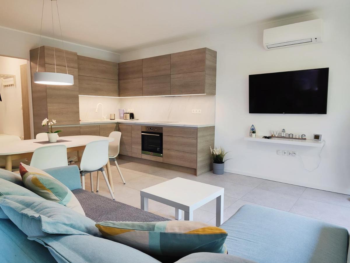 Lakeside Family & Studio Apartments Кестхей Экстерьер фото